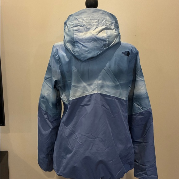 The Northface Garner Tri Climate Jacket - Picture 12 of 13